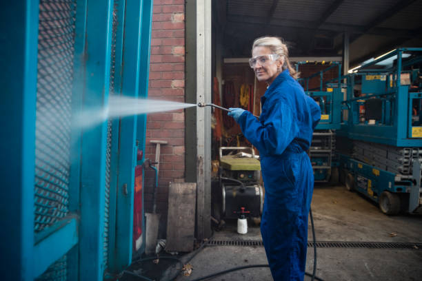 Best Warehouse Cleaning  in Watervliet, MI